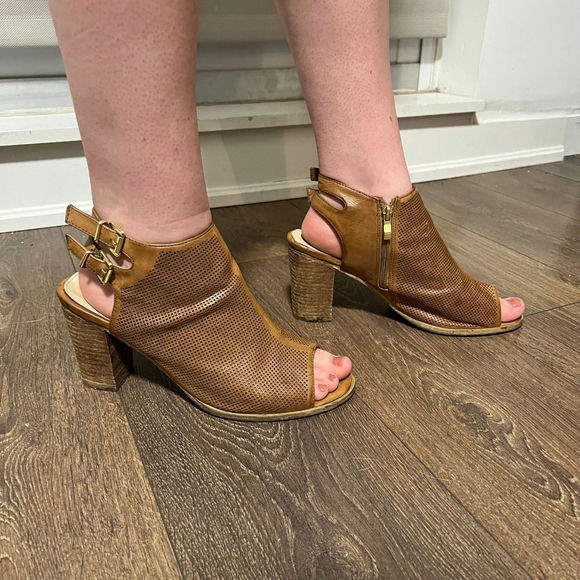 Steve Madden Heels - Picture 4 of 6